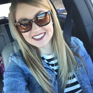 Meet your Posher, Kaitlyn